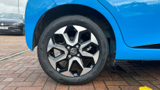 Toyota Aygo 1.0 VVT-i X-Trend 5dr x-shift Petrol Hatchback